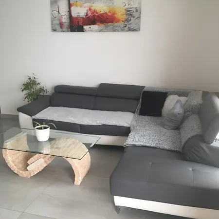 Maison Avec Jacuzzi Saintes